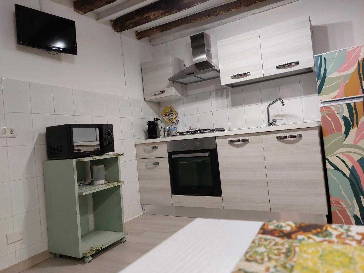 Fiore Di Maggio Apartment - B&B Trapani