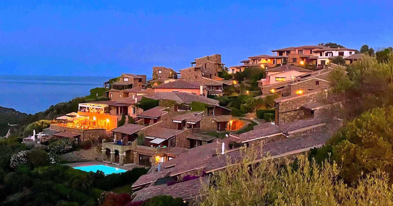Trilocale PUNTA EST Vista Mare - B&B