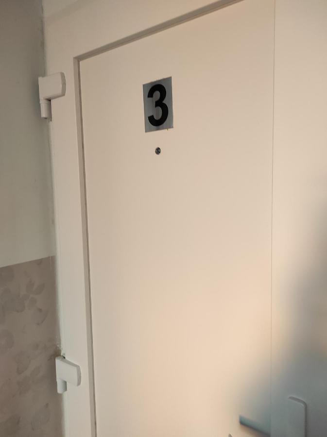 Melii Apartman - B&B