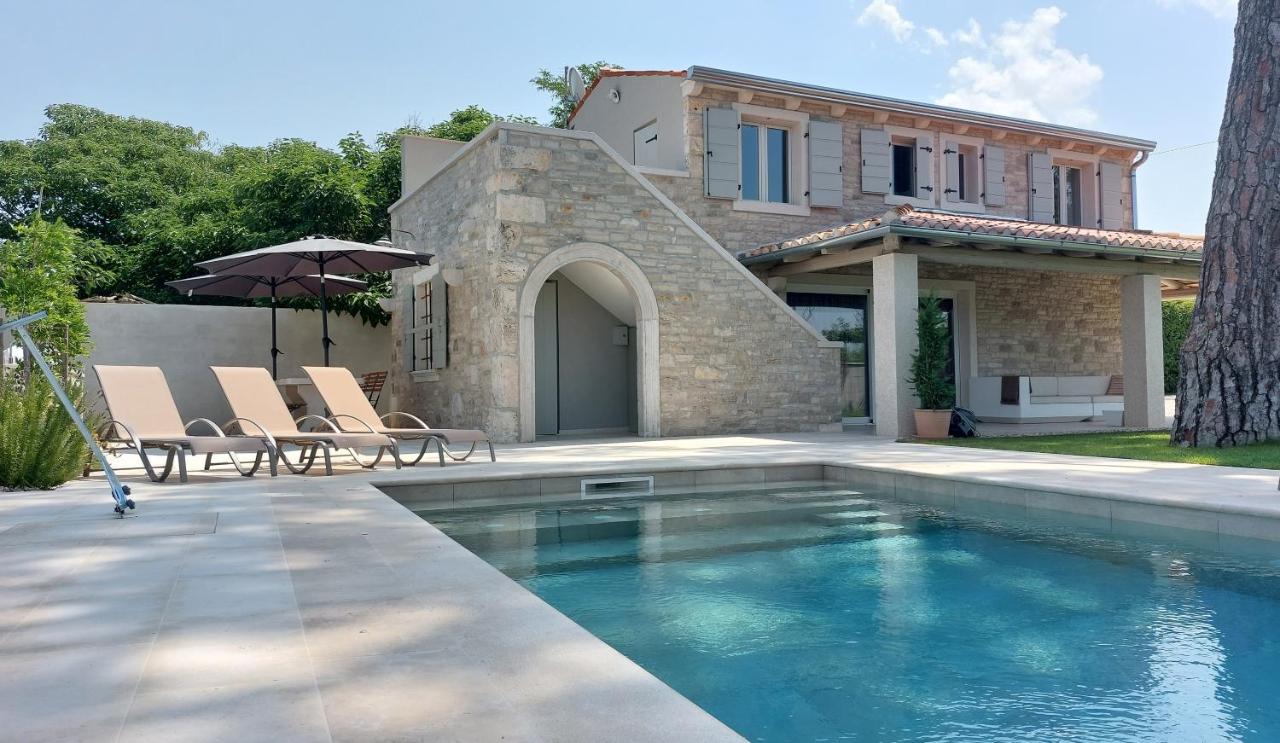 VILA ŠKARLANIJA, Umag - Ferienwohnung