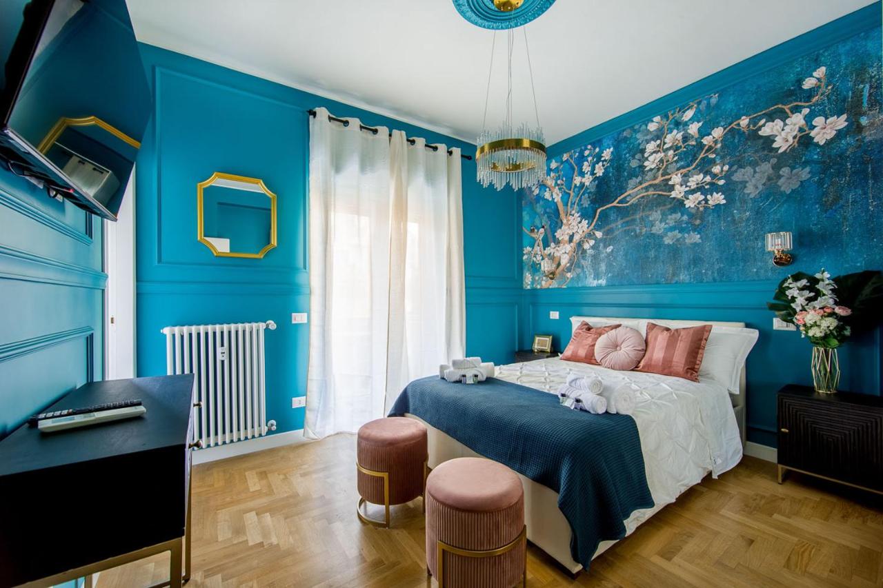 Demetra Apartment - 30m from Metro A LUCIO SESTIO - B&B Rome
