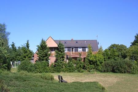 Ferienwohnungen im Haus zur Schmiede - B&B Dunum