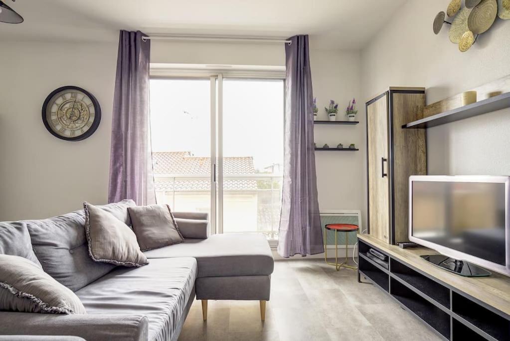 Appartement 3 chambres avec terrasse et parking - Ferienwohnung