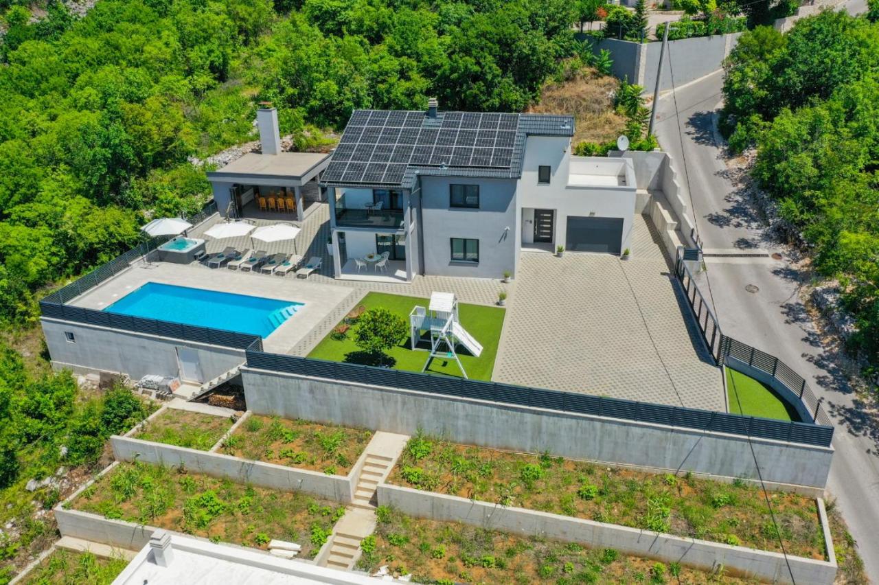Kuca za odmor Vila Blue Lake - Ferienwohnung Imotski