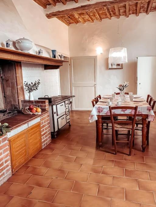 Luna - Villa Cenami - big POOL with view - B&B