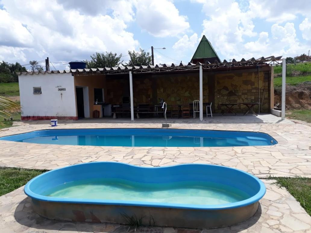 Camera Familiare con Vista Giardino