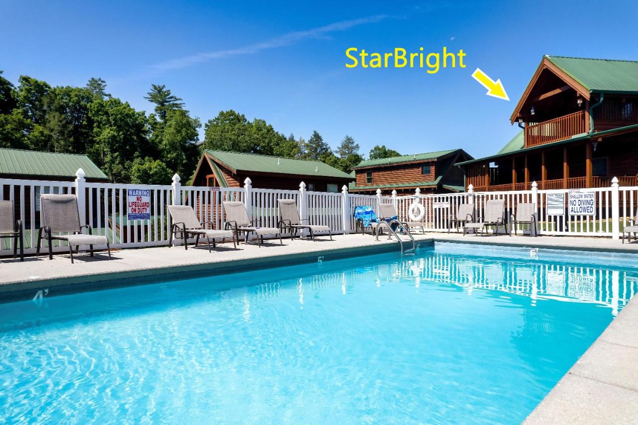 Groot's Place - 5 min to main parkway!! - B&B