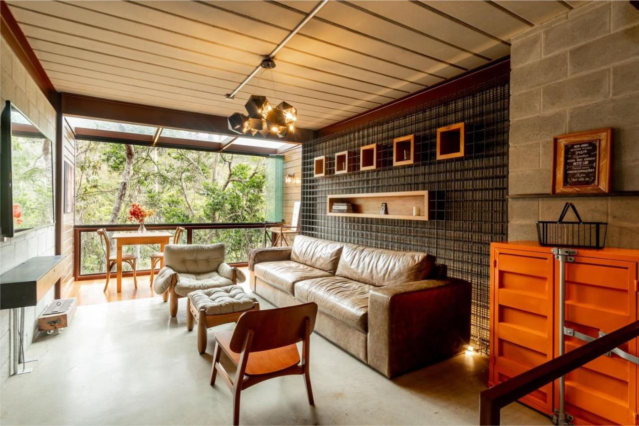 Triplex com Design Industrial em Itaipava | AIR A2 - Chambres d’hôtes
