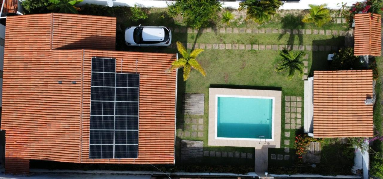 Casa Cantinho de Arembepe - Linda casa com piscina no litoral norte da Bahia - Chambres d'hôtes Camaçari