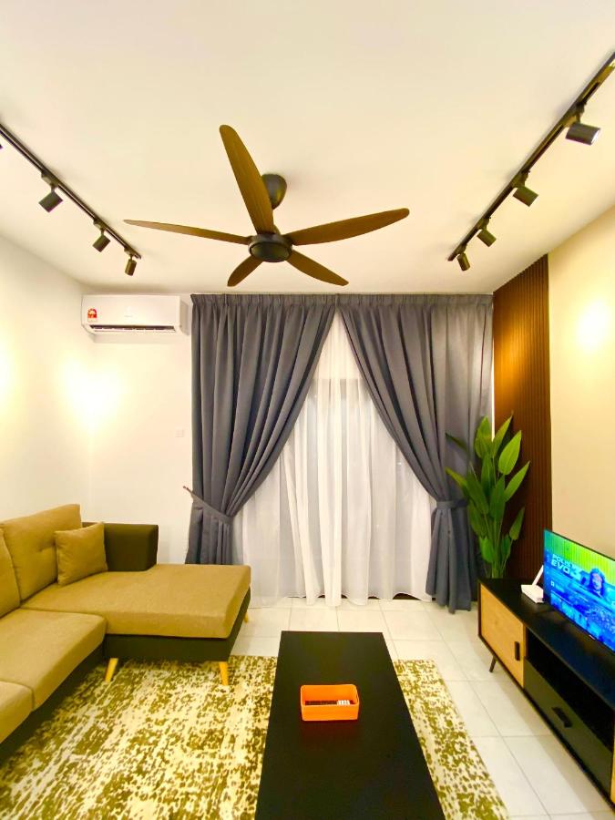 Apartamento de 1 dormitorio con vistas a la piscina