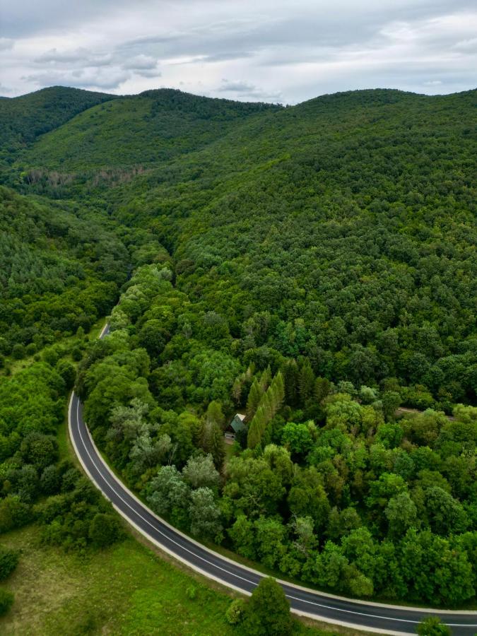 Kerekerdő Apartman - Szarvaskő - Chambres d’hôtes Szarvaskő