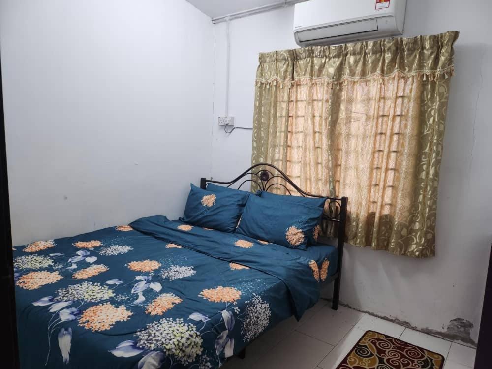 Qamalia Abqarie Guest House - B&B
