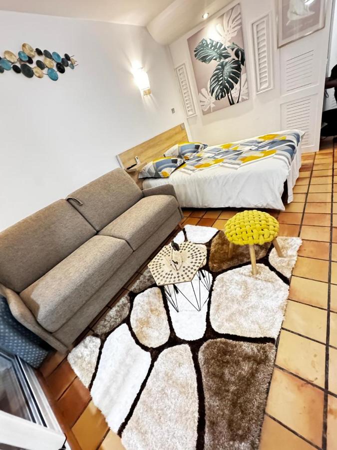 Studio with Terrace