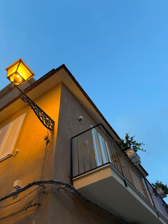 Avi Rooms - B&B Chiaramonte Gulfi