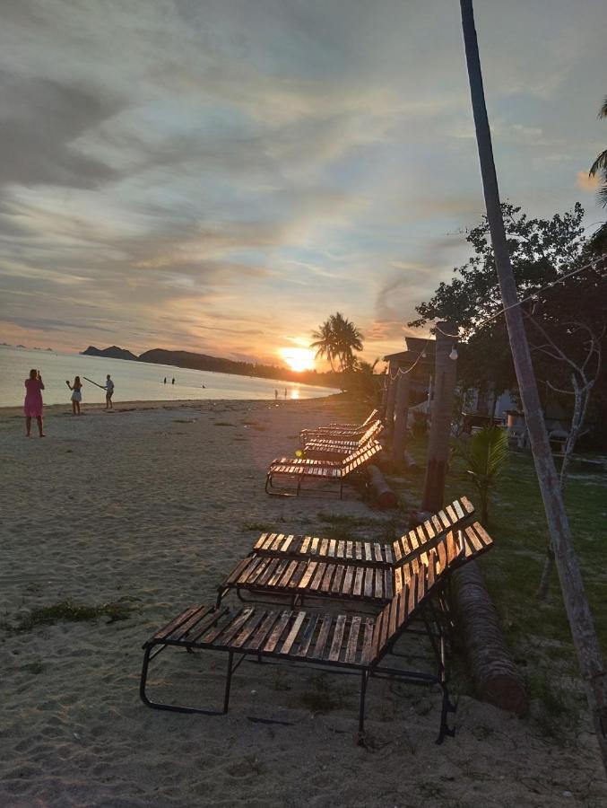 Ban Tai Bay Bungalows - Bed and Breakfast
