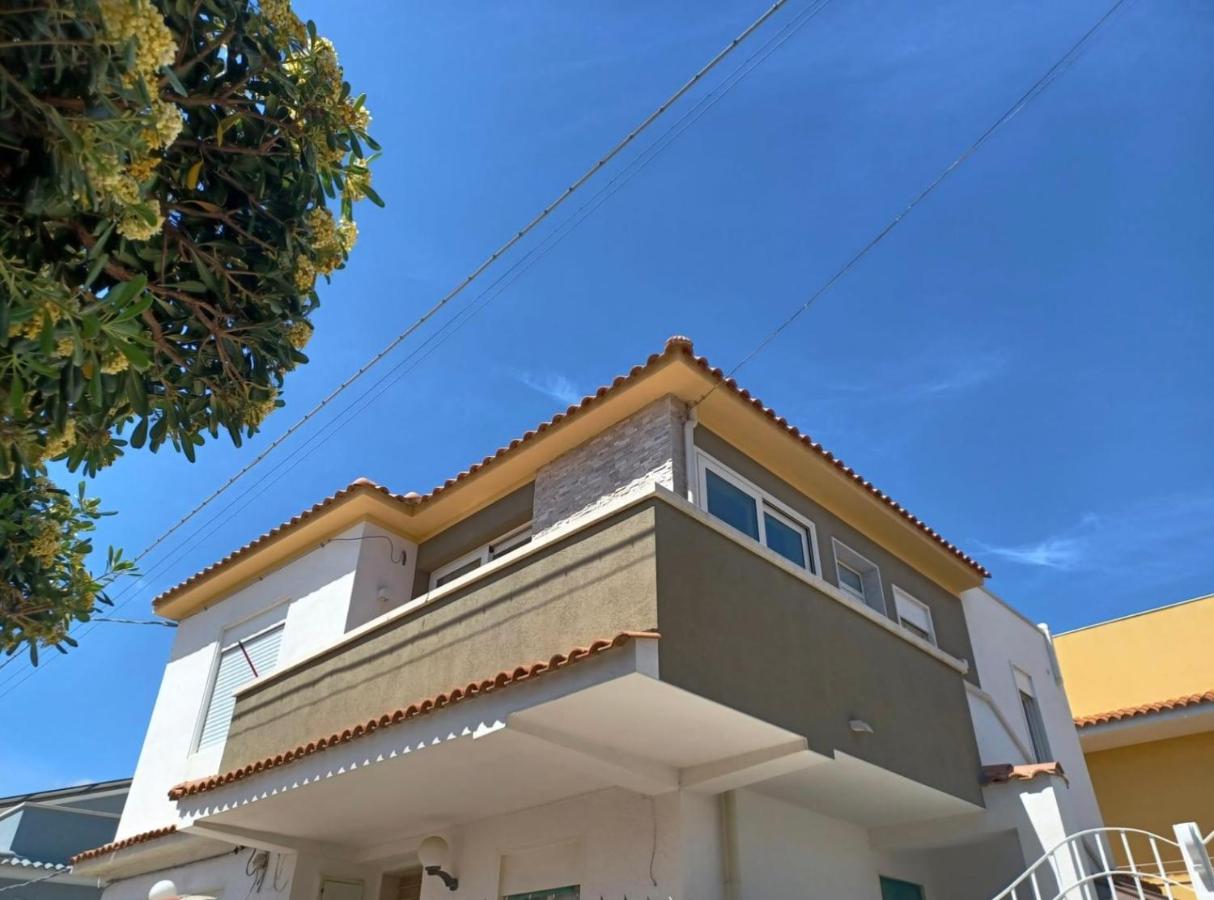 Casa Salmar 40 meters from the sandy beach with wifi - Chambres d’hôtes