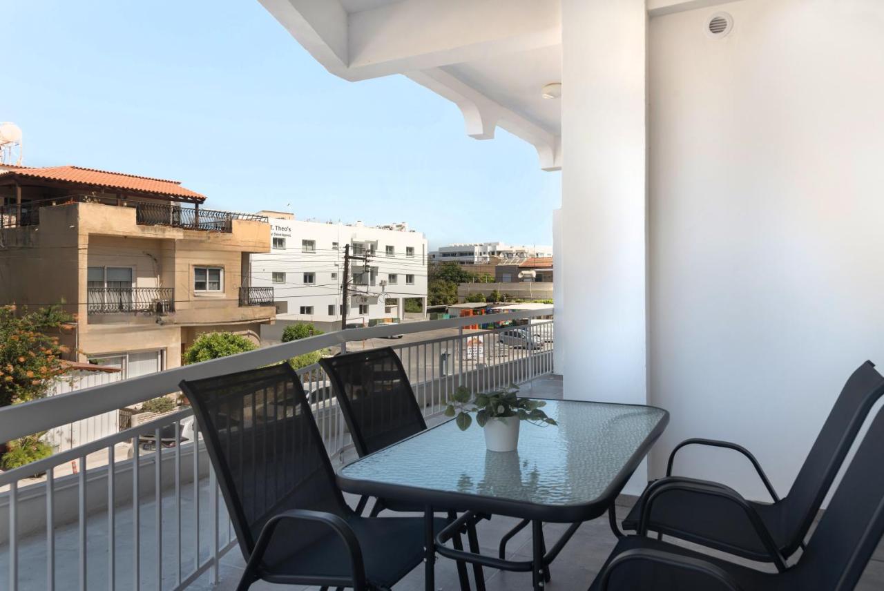 Phaedrus Living City Breeze Residences Finesse - B&B
