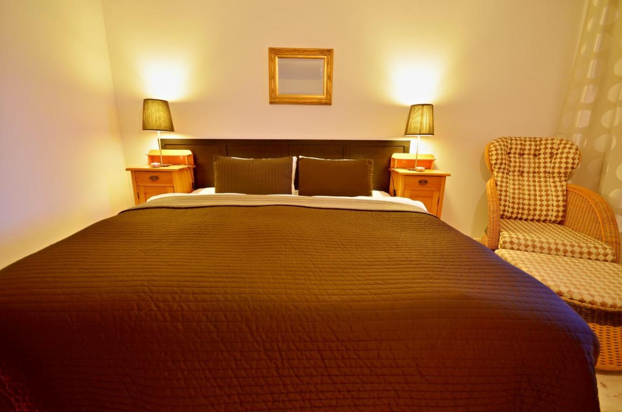 Camera Matrimoniale Deluxe (2 Adulti + 1 Bambino) 