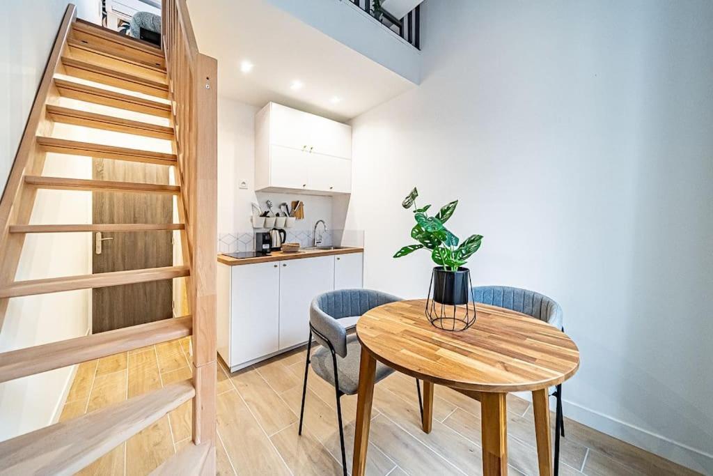 "Le Monstera" T1 20m2 Duplex Clim Prox Gare Métro - Ferienwohnung