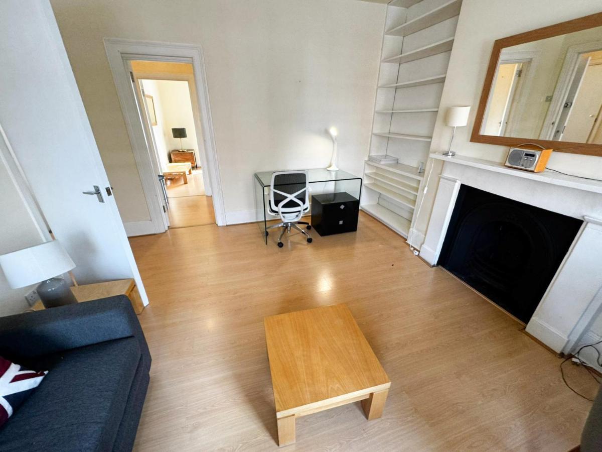 Flat C Stockwell - B&B London