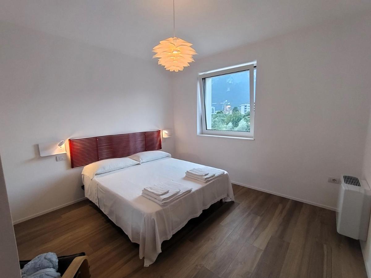 Apartamento de 2 dormitorios con terraza