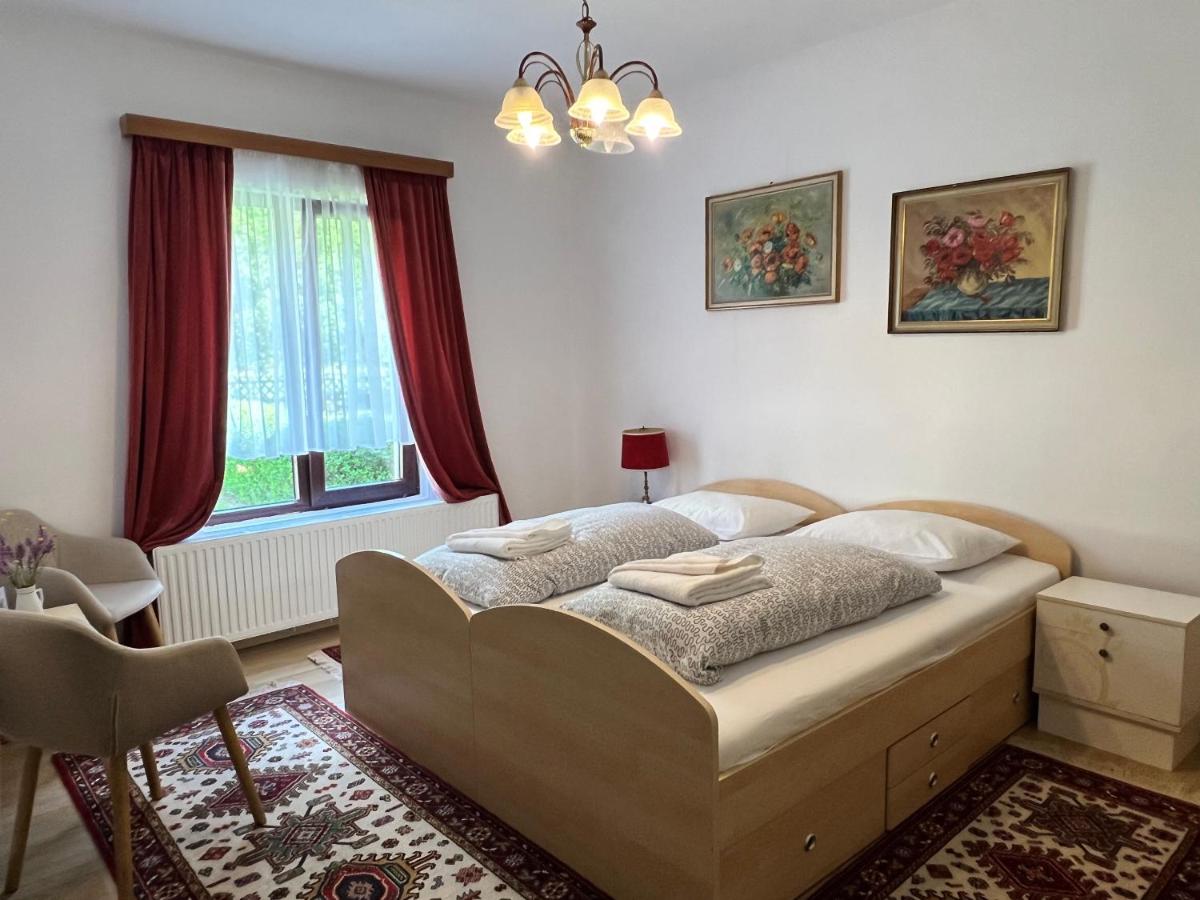 Triple Room with Garden View