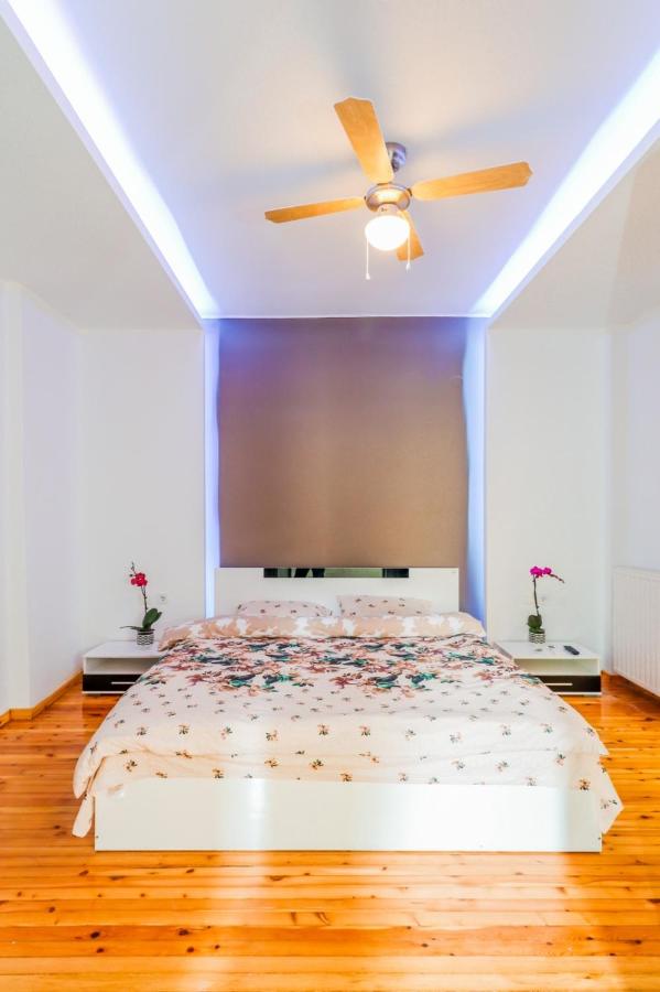 Filota Luxury Home - Free public parking - B&B