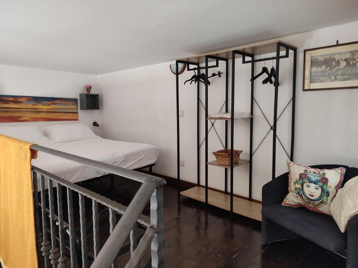 BONELLUS - B&B Palermo