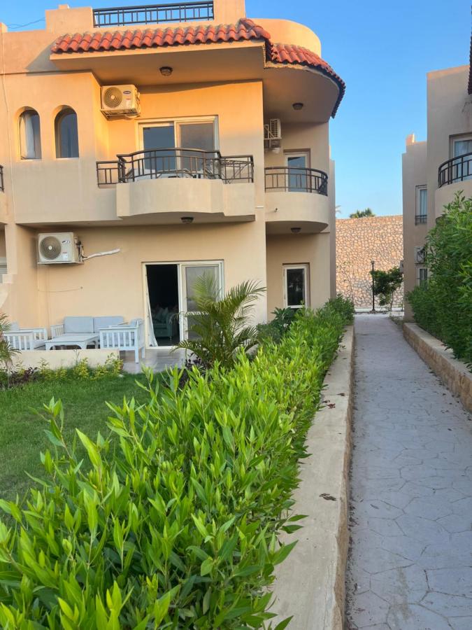 فيلا مطلة عالبحر - B&B