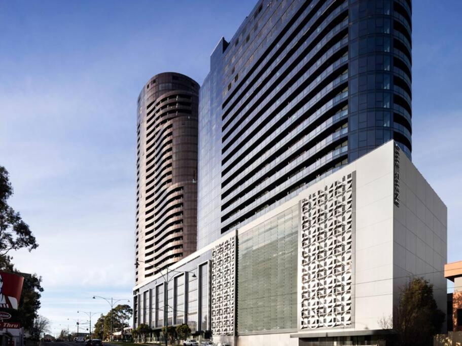 Highrise Skyline Spectacular View Luxury 2B2B1C - Chambres d’hôtes