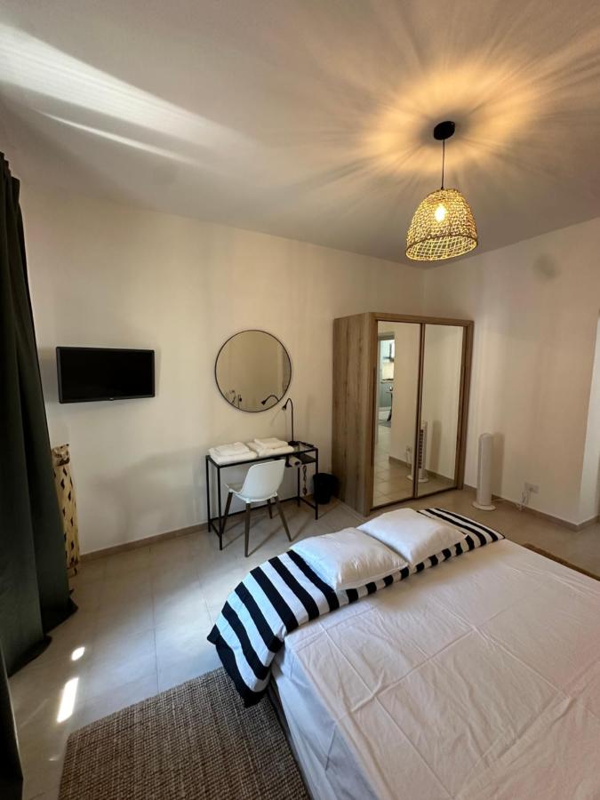 Double Room with Shared Bathroom