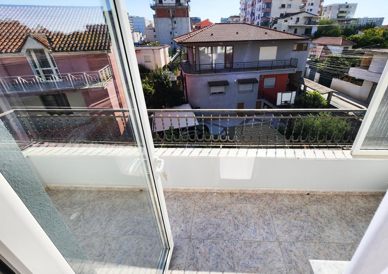 Apartment Sweet 2 - B&B Tirana
