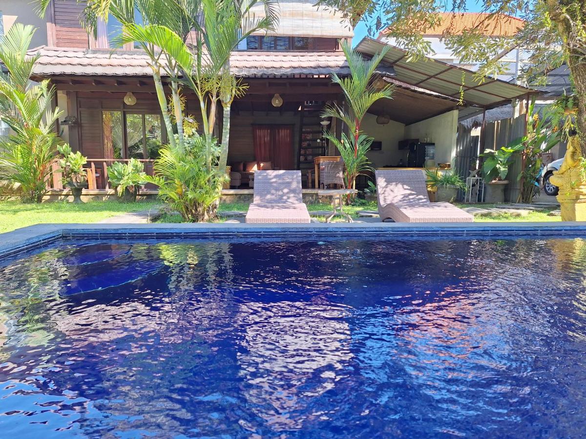Tegeswoodhouse,Private pool,two bedrooms and free wifi - Chambres d'hôtes Ubud