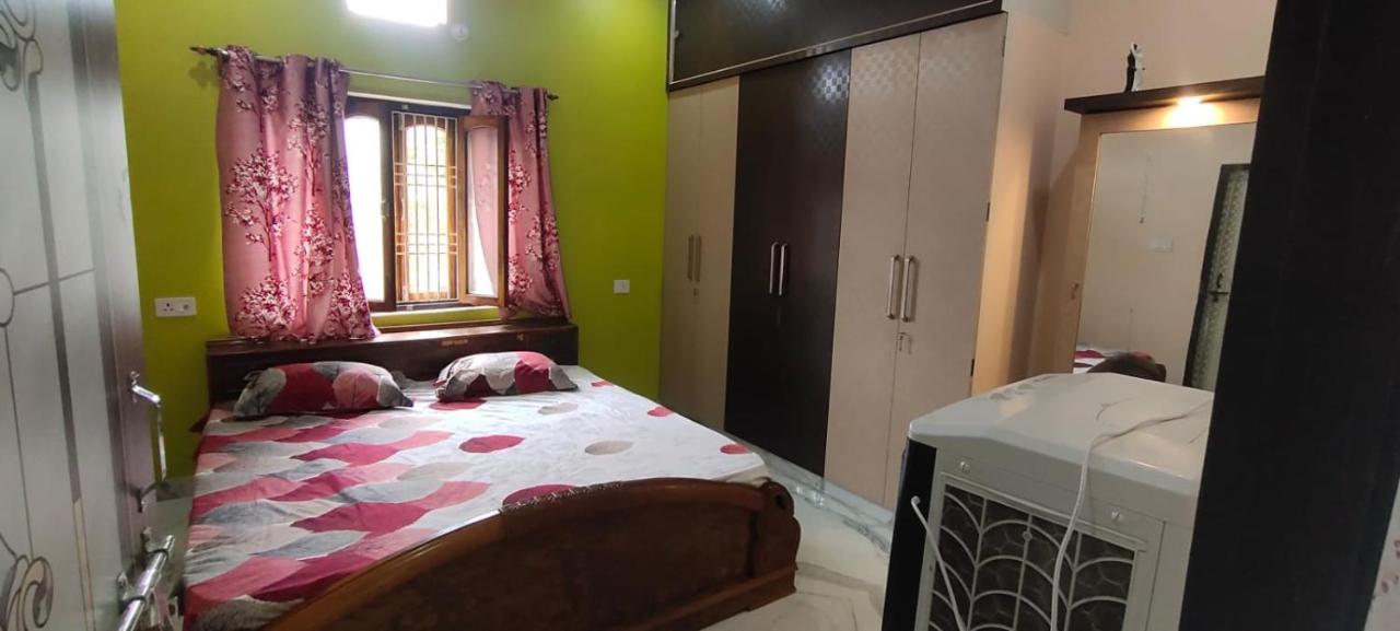 Tweepersoonskamer met 1 of 2 Bedden en Eigen Badkamer