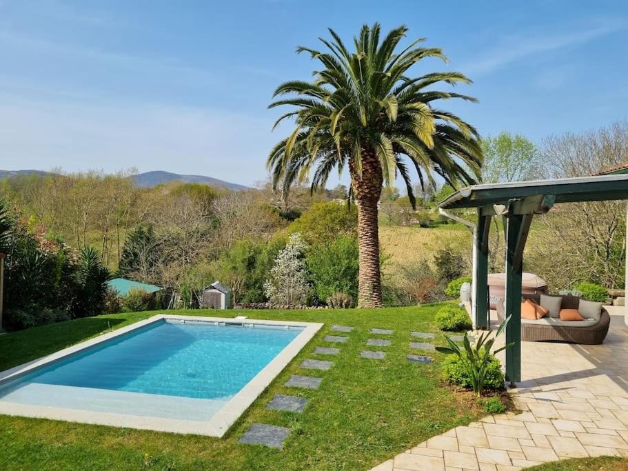 Maison avec piscine et terrain de pétanque - Chambres d’hôtes Urrugne