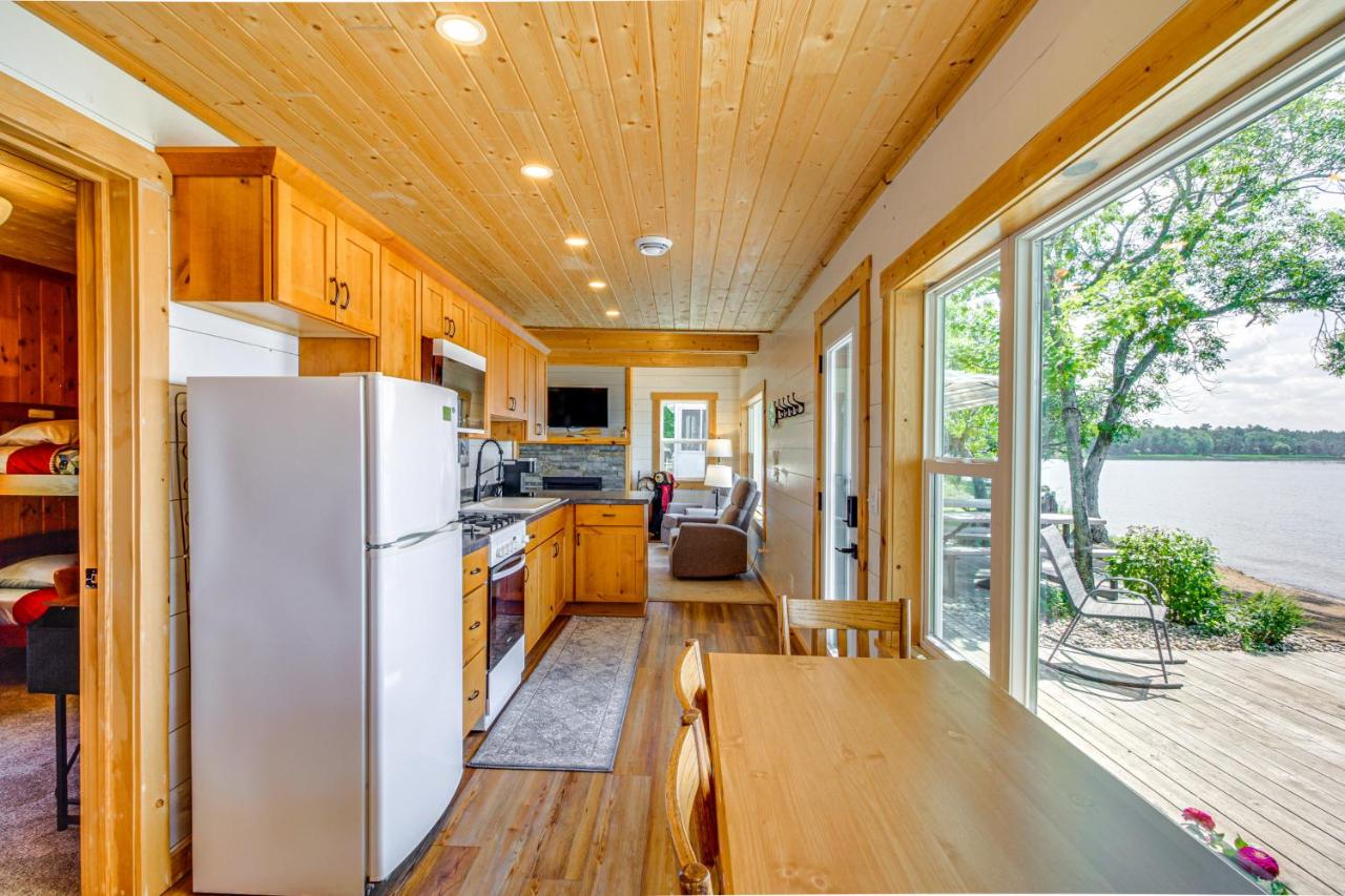 Lake Hubert Cabin w/ Private Deck + Boat Dock - Ferienwohnung Nisswa