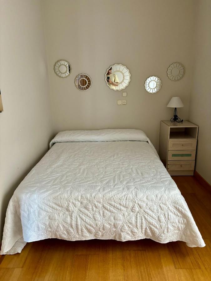 La Puerta de la Bardena N e g r a, ideal para visitar las Bardenas Reales y Sendaviva - Chambres d'hôtes Fustiñana