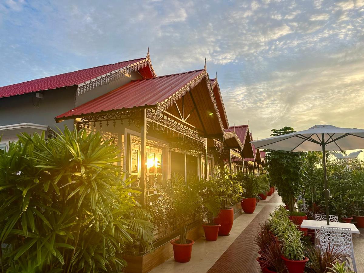 YKC FARMS - B&B Bāghdogra