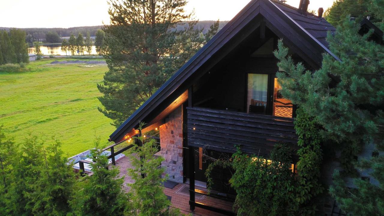 Villa Alppihimos - 6 henkilölle, Keski-Himos, 45m² + 33m² - B&B Jämsä