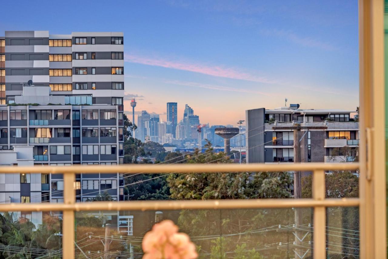 Luxury Retreat Sydney Airport Direct Train Line - B&B