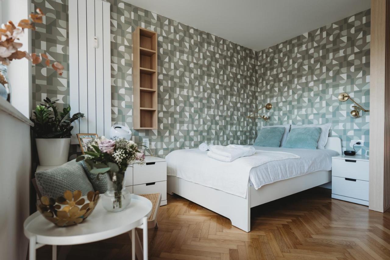 Little M's Best Kept Secret app - B&B Lubiana