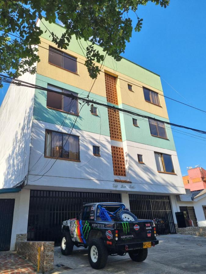 Apartaestudios Zona Norte - Vipasa - Ferienwohnung Cali