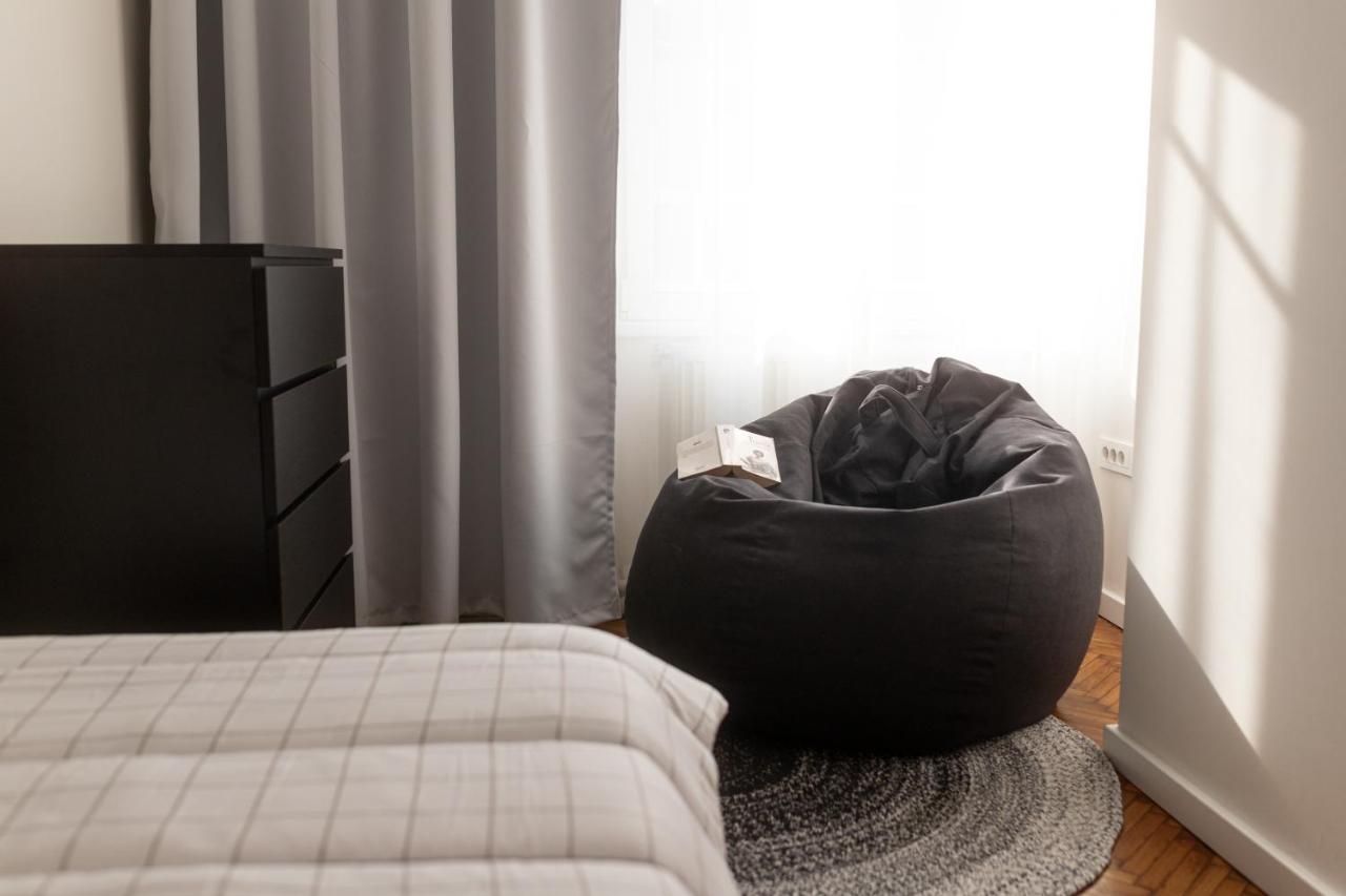 Bleyer Haus Central Apartment Oradea - Chambres d’hôtes Oradea