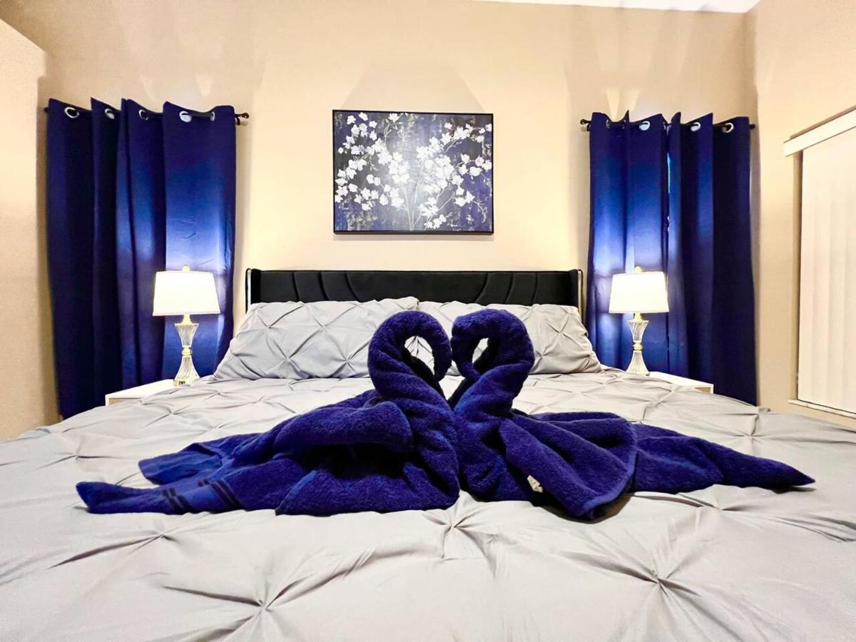 Private Oasis Retreat Heated Pool Hot Tub Beaches - B&B Tampa