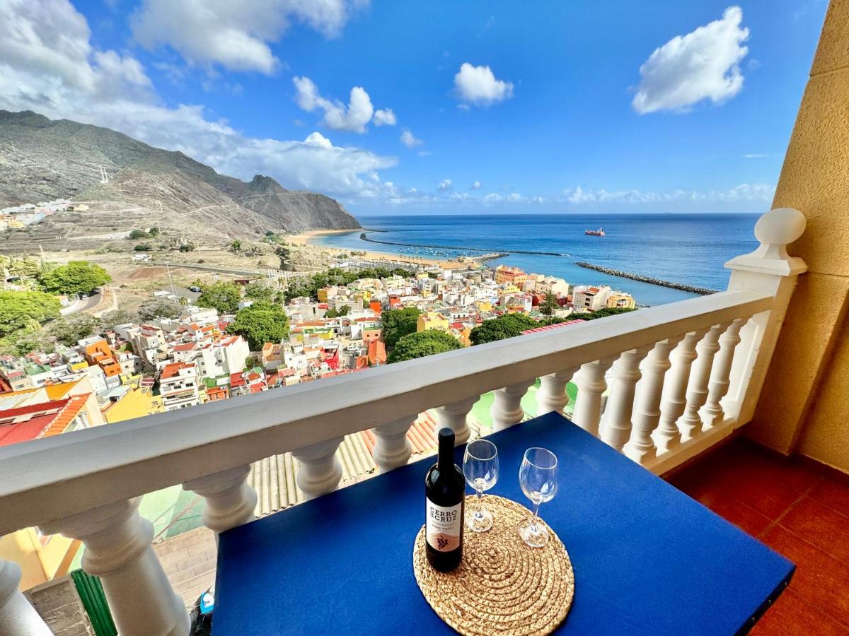 Secret Location of Las Teresitas - B&B