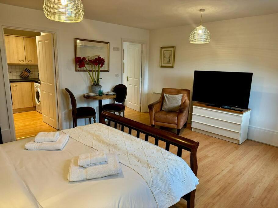 Central Studio 5 by MaisonPro - B&B