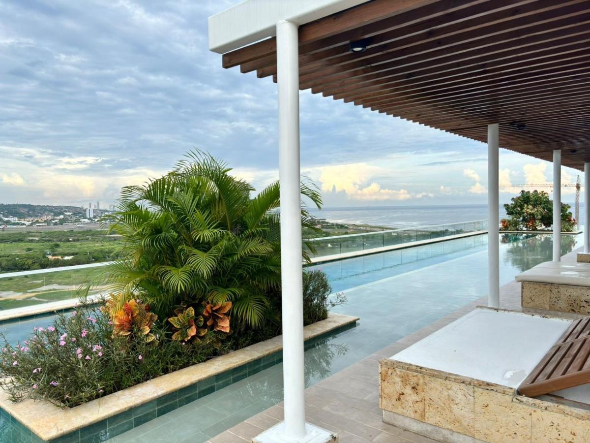 Dominiqueplayaazul apto de lujo con Jacuzzi privado en balcon - B&B