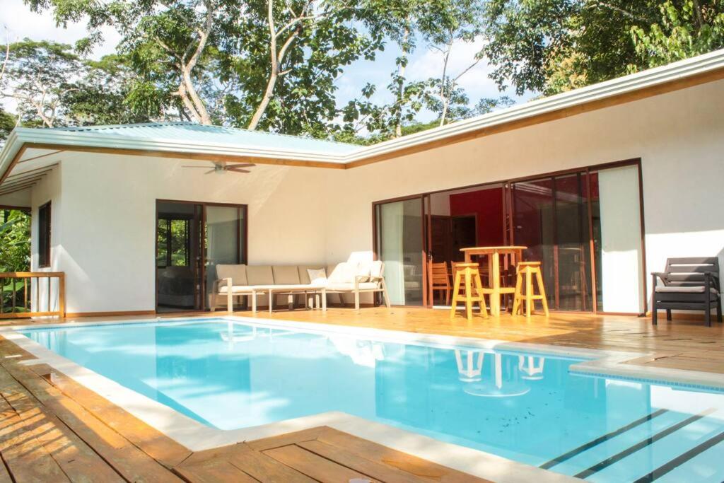 Casa Manzanillo Surf - B&B