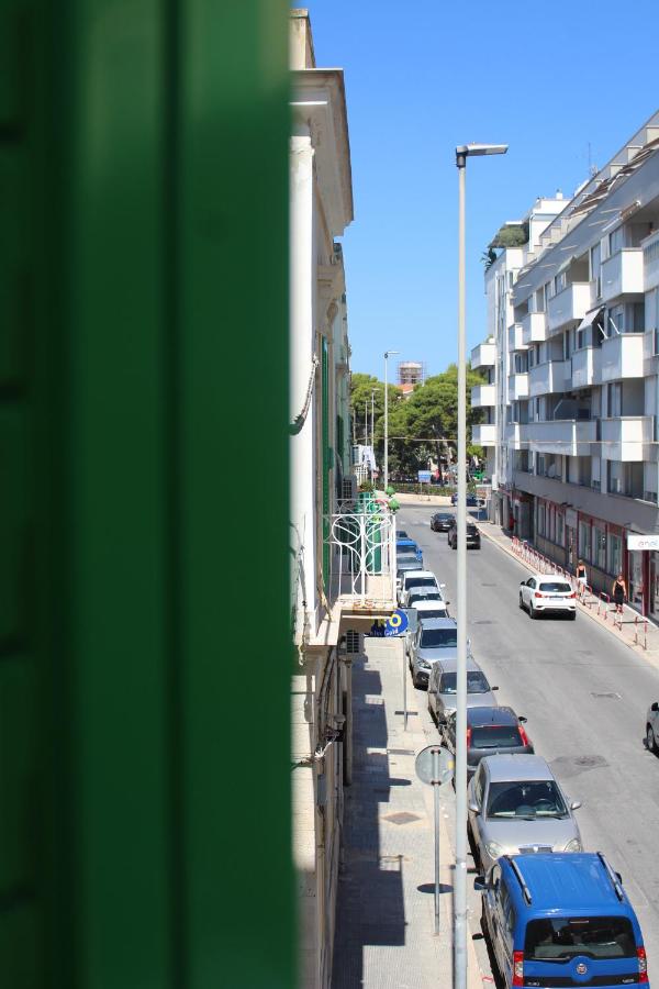 Deluxe One-Bedroom Apartment with City View