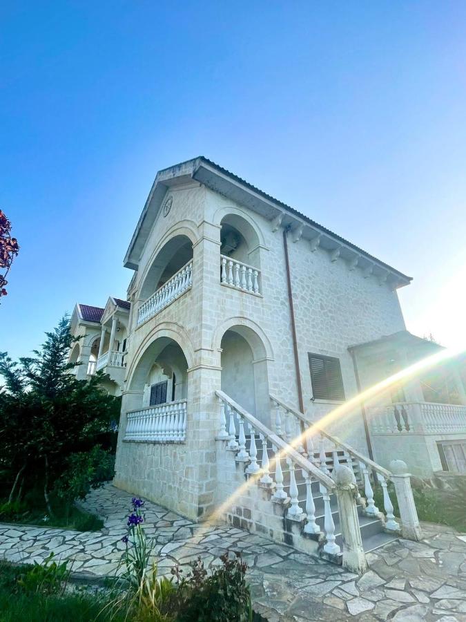 Vila Roan - B&B Valona